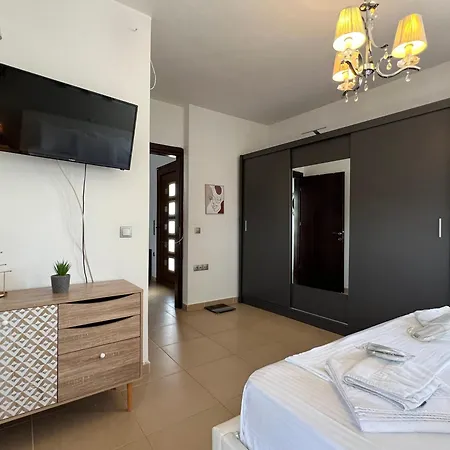 Efsi * Limenas (Thasos)